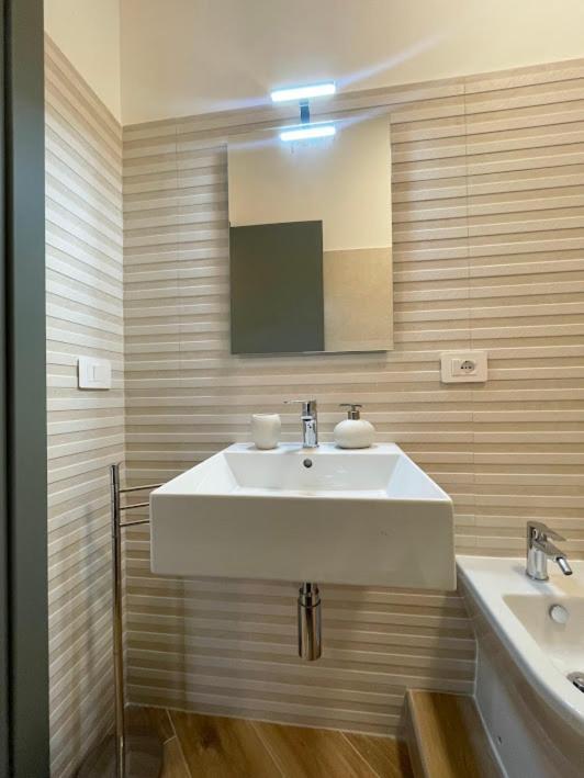 Lb Silviocentro Apartment Palermo Ngoại thất bức ảnh